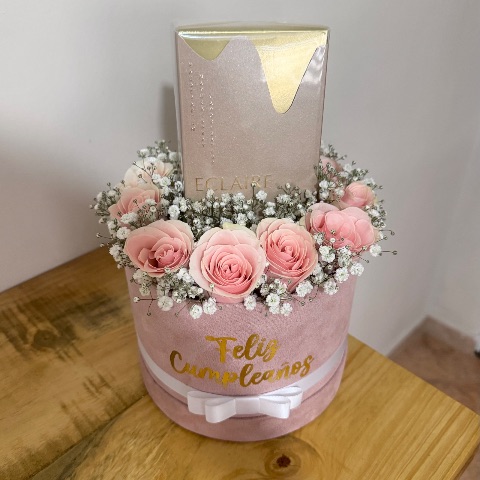 Arreglo de rosas para perfume