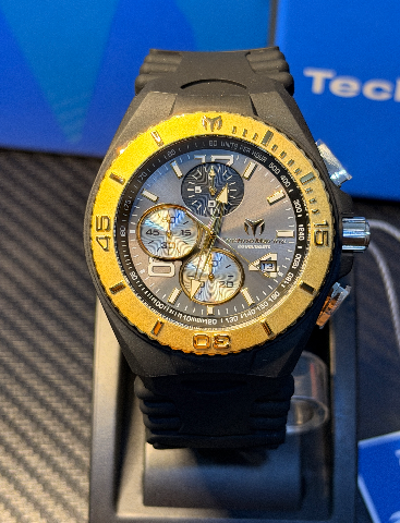 TechnoMarine Cruise Chronograph Dorado 40mm