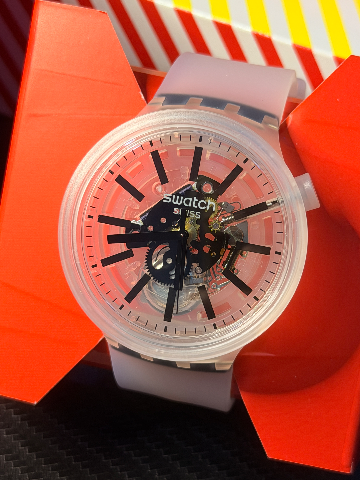 Swatch Big Bold skeletor black in jelly 47MM