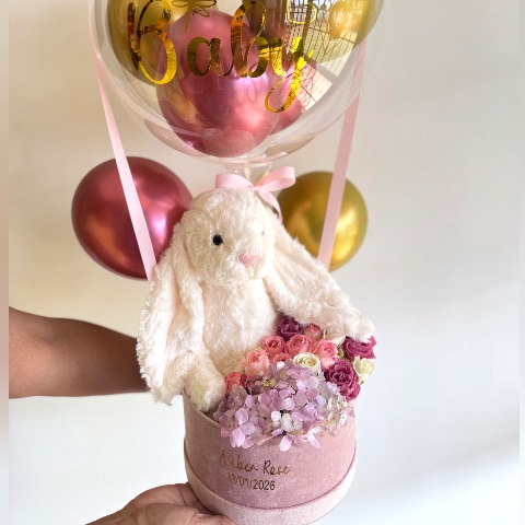 Arreglo de flores mixtas + peluche y globo burbuja