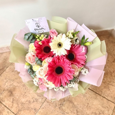 Ramo mixto de gerberas y rosas